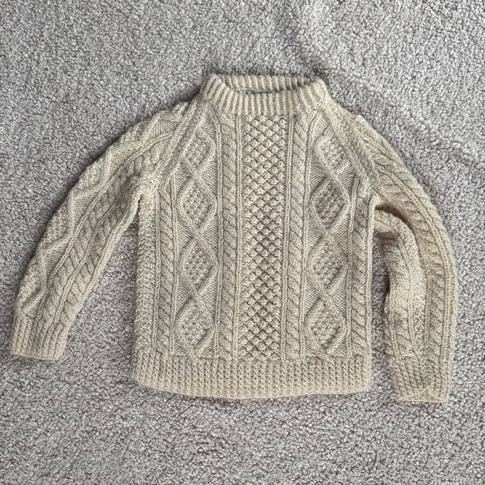 Vintage Cable Knit 100% wool Cream Sweater